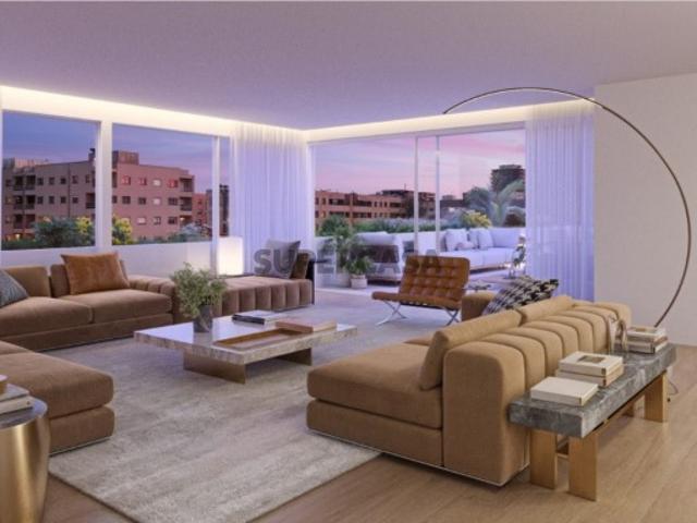 T4 de Luxo com 285 m² | 3 lugares de estacionamento | Matosinhos