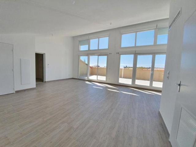 T4 dernier étage Neuf 91m² + terrasse 50m² + 2 stationnements