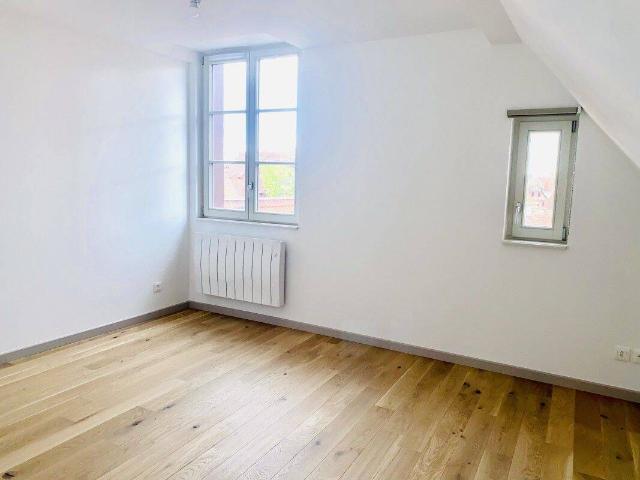 T4 DUPLEX à COLMAR