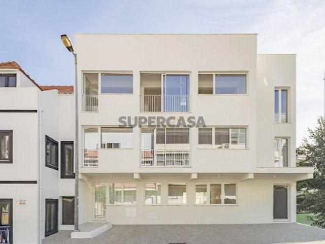 T4 Duplex em Almada
