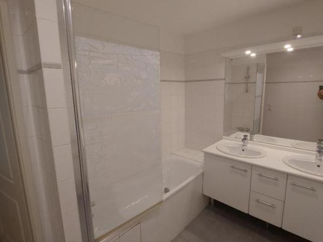 T4 DUPLEX LORMONT