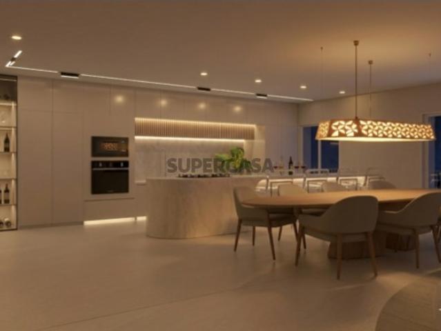 T4 duplex novo em Alcoitão com 327 m², garagem para 3 viaturas e jacuzzi