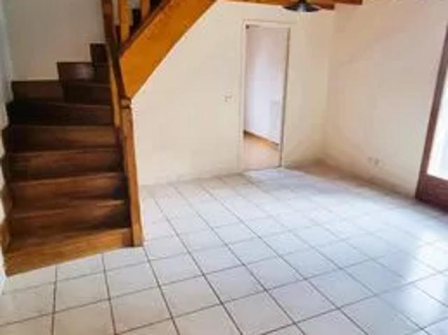 T4 duplex petite Tronche+garage+balcon+interphone dans Maison