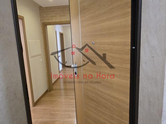 T4 em Condomínio Privado na Entrada do Bonito | Suite, Lareira e Zona de Lazer