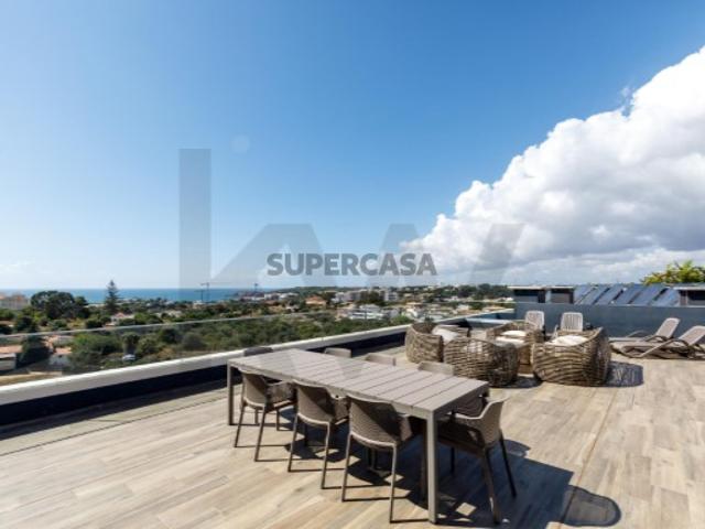 T4 em Portimão com vista mar e terraço de 85 m²