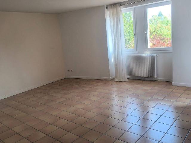T4 en triplex 117m2 habitables, terrasse, garage, buanderie