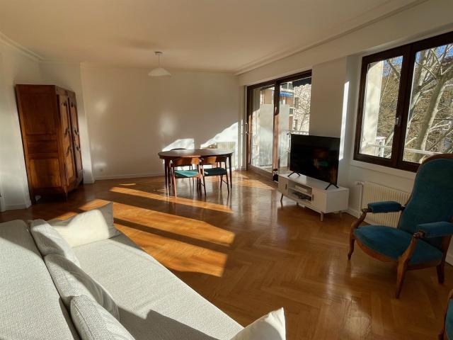 T4 ensoleillé avec salon en rotonde, 2 balcons, clim. possib. 100m² Lyon 3ème