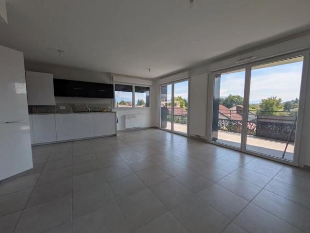 T4 EPAGNY + GARAGE + CELLIER 2014EUR
