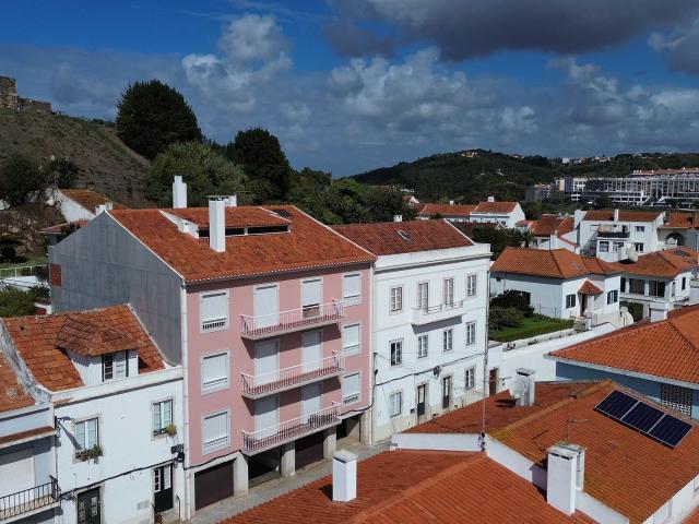 T4 EXCLUSIVO NO CENTRO DE ALCOBAÇA, COM VISTA PARA O MOSTEIR. 176m² Nazaré