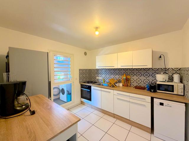 T4 meublé à Terre Sainte. IDEAL COLOCATION