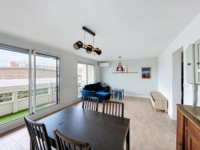 T4 – MEUBLE – GARAGE – CAVE – CLIMATISATION – 89.07 m² – 69008 – LYON