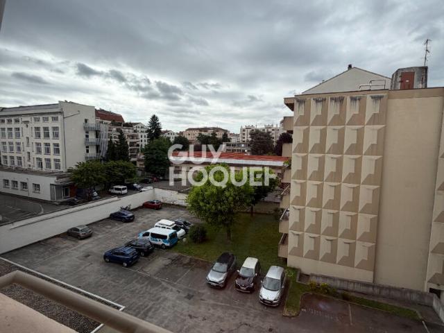 T4 MEUBLE HENON
