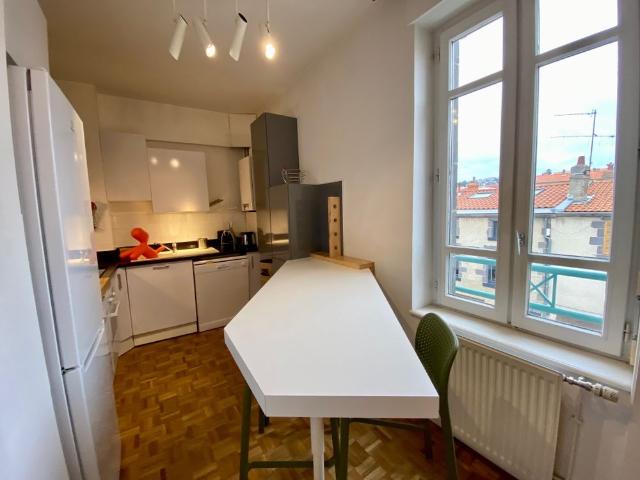 T4 meublé secteur Chamalières 76 m2