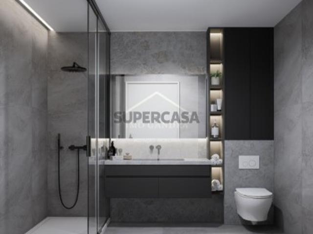 T4 moderno com varanda e garagem em Pedrouços, Maia