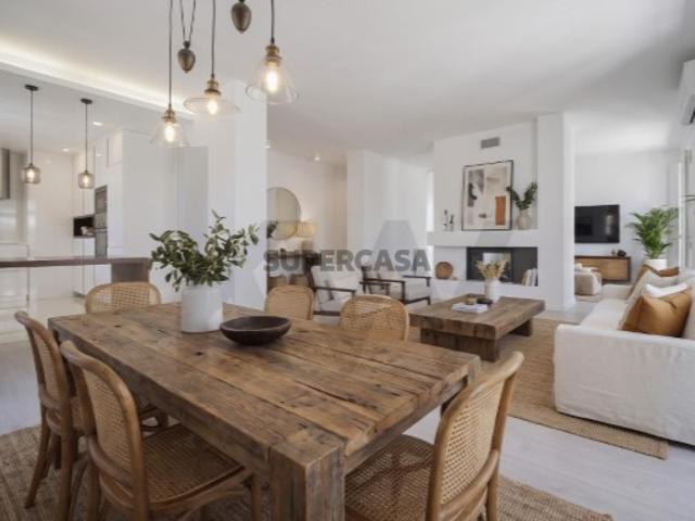 T4 no Alcântara Residence Espaço, segurança e qualidade de vida no coração de Lisboa