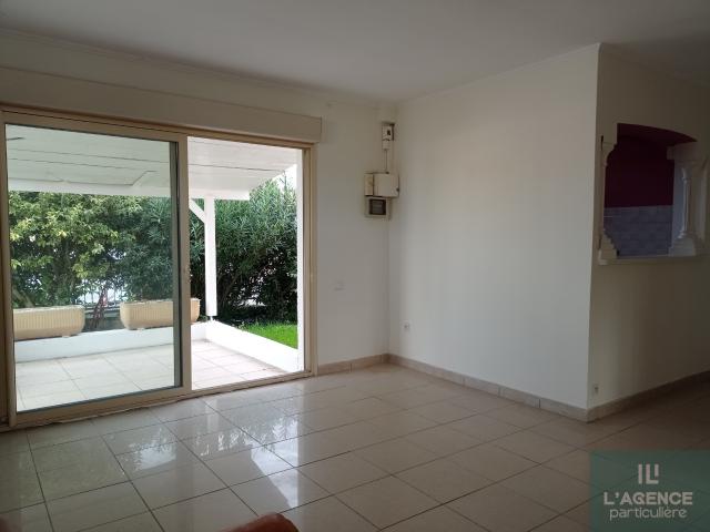 T4 non meublé, en rez de jardin d'une maison LABEGE VILLAGE