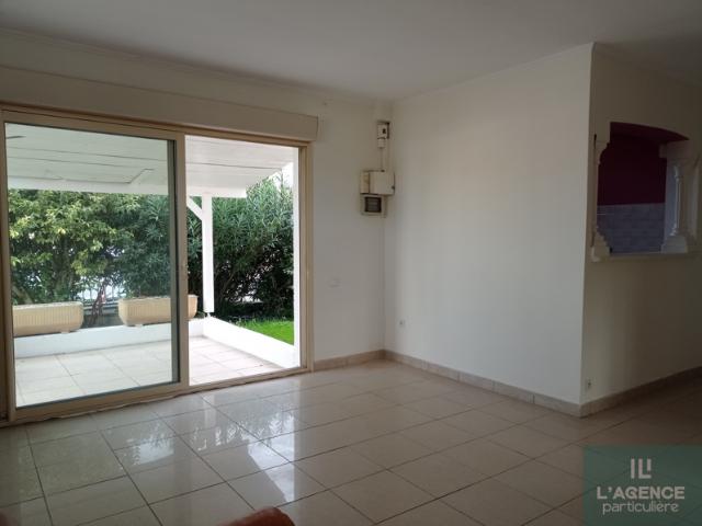 T4 non meublé, en rez de jardin d'une maison LABEGE VILLAGE