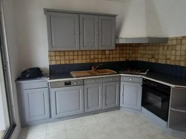 T4 RUE DE LA GLACIERE 69600 OULLINS, Oullins