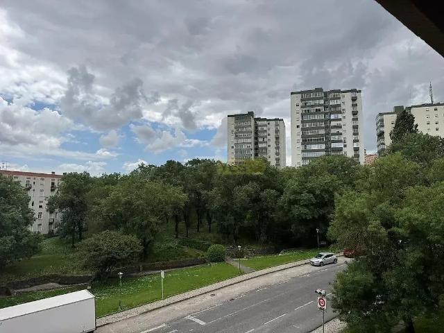 T4 Santo António dos Cavaleiros, REMODELADO