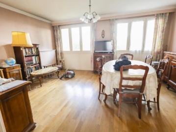 T4 sejour double + atelier + garage
