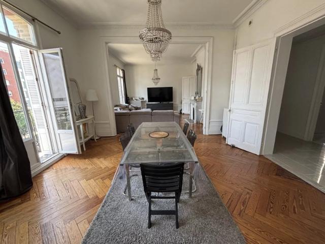 T5 127m2 Centre ville Balcon
