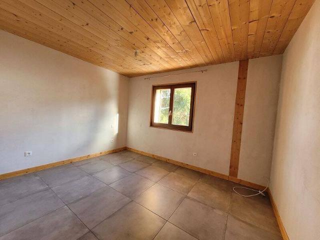 T5 136.99m ²