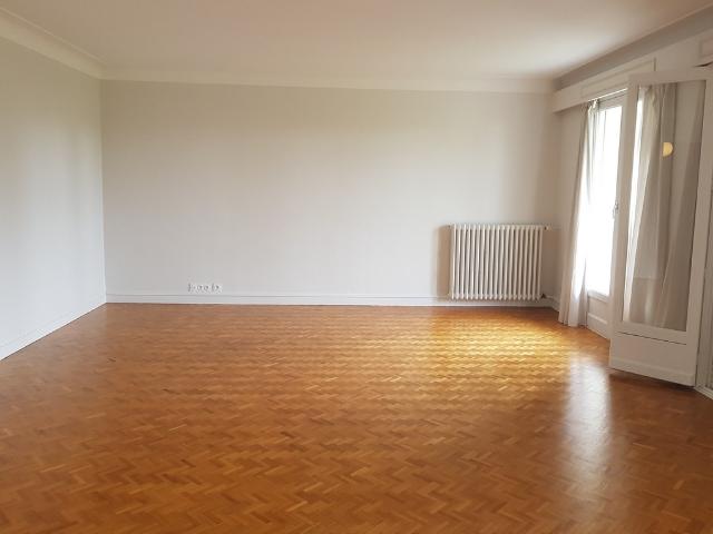 T5 TERRASSE ET PARKING I Ref 61087
