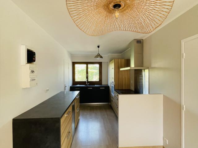 T5 avec terrasse quartier Sainte Anne 13008