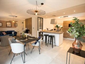 T5 DUPLEX AVEC ENTREE INDEPENDANTE