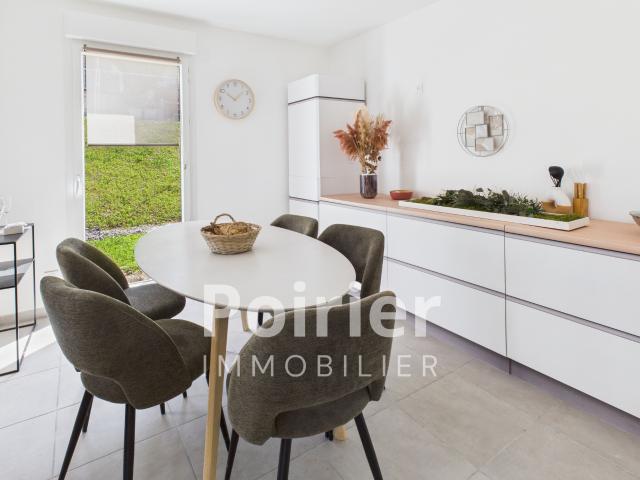 T5 Duplex en rez de jardin