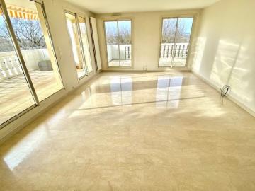 T5 DUPLEX LYON 4