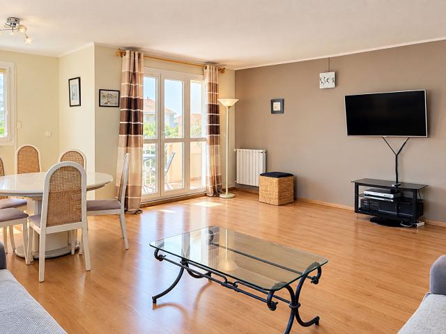 T5 DUPLEX MEUBLÉ DE 120 M² AVEC PARKING AIX OUEST