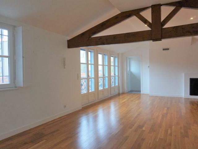 T5 DUPLEX STANDING ST GEORGES