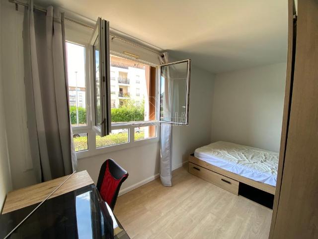 T5 EN COLOCATION – 4 CHAMBRES MEUBLÉES