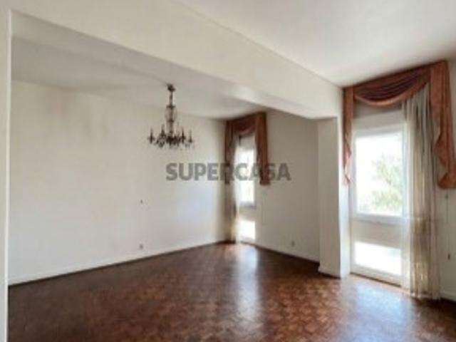 T5 nos Olivais | 135,80 m² | Luz, espaço e potencial