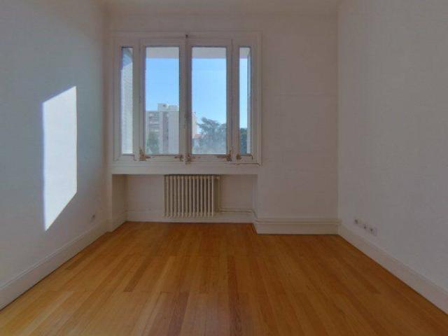 T5 / RUE TETE D'OR 69006 LYON
