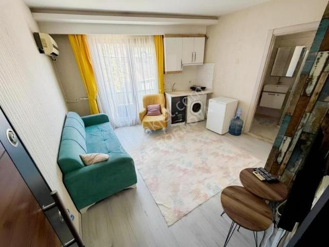 Tınaztepe Hastanesi Yakınında, Ara Kat | Eşyalı Satılık 1+1