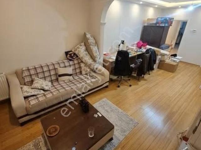 Tıp Fakültesi Karşısı Cadde Üzeri Arakat 3+1 Kiralık Boş Daire