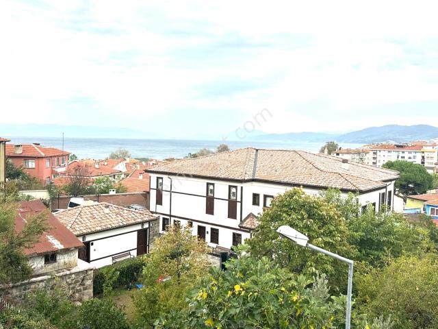 Tırpan Gayrimenkulden Şükrüçavuş Mah.3+1 120m2 Arakat Deniz Manzaralı Düzayak Daire