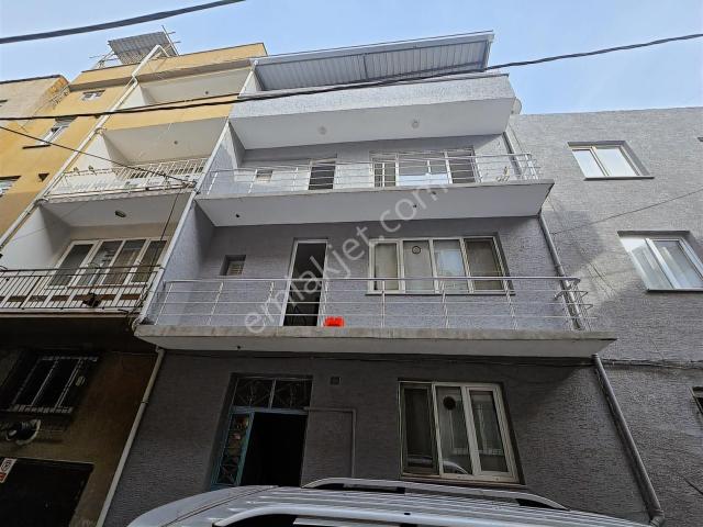 Tırpan'dan Osmangazi Selamet Mah.3katlı Satılık Müstakil Ev