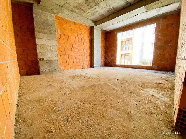 TAŞTAN'DAN METROYA YAKN BİTME AŞAMASINDA SATILIK 2+1 1.KAT DAİRE