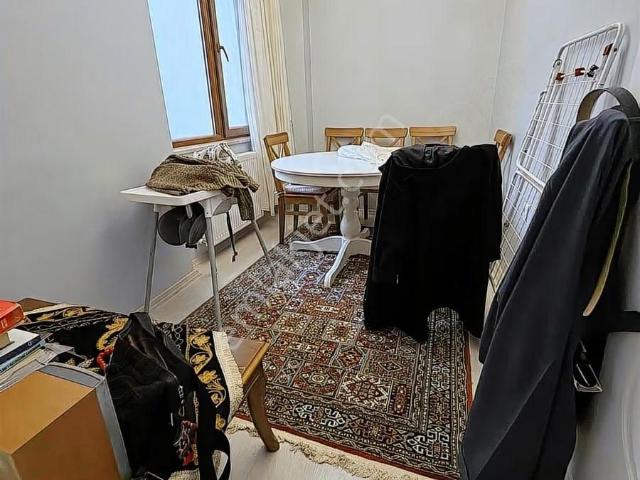 Taştepe'de 2+1 Satılık 80m2 Asansörlü Ara Kat Daire