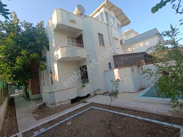 Taşucunda 3+1 Dubleks Villa | Bahçeli Havuzlu