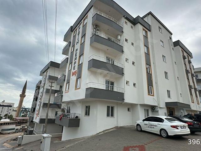 Taşucunda deniz manzaralı satılık daire