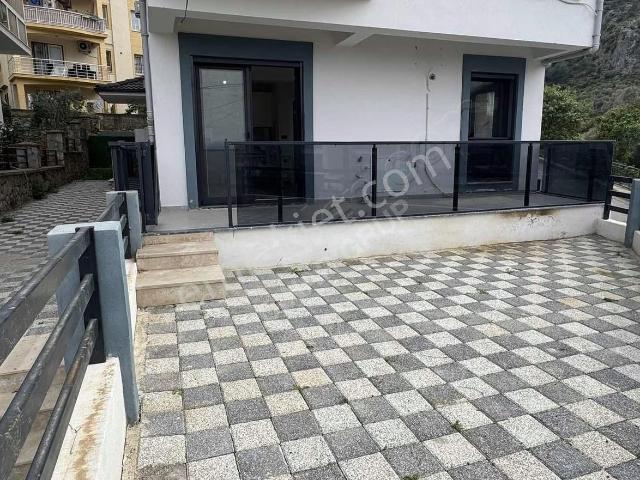 Taşyaka Mah 3+1 Panjurlu Kiralık Diare