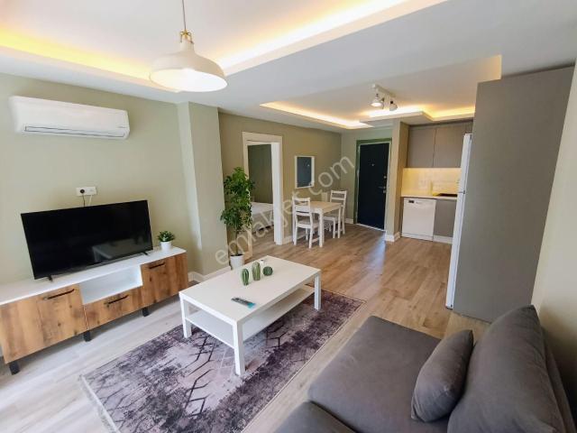Taş Emlak'tan Denize Sıfır 2+1 Daireler