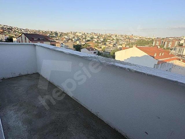 TAŞOLUK METROYA YAKIN YAPIM AŞAMASINDA 3+1 ÇATI KATI