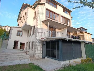 Taşoluk Osmanlı Konakları Kiralık 350 M2 6+2 Bahçeli Villa