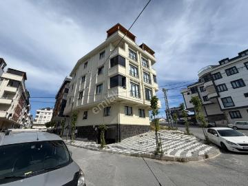 Taşoluk 2+1 Kiralık Asansörlü Sıfır Çatı Katı