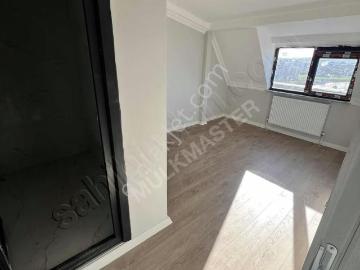 Taşoluk 3+1 Yüksek Çatı Katı Sıfır